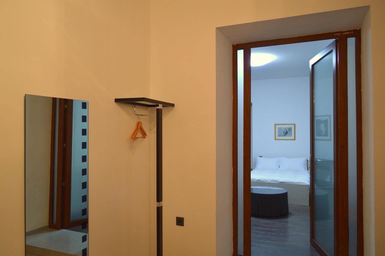 Deluxe Apartment Tbiliszi Kültér fotó